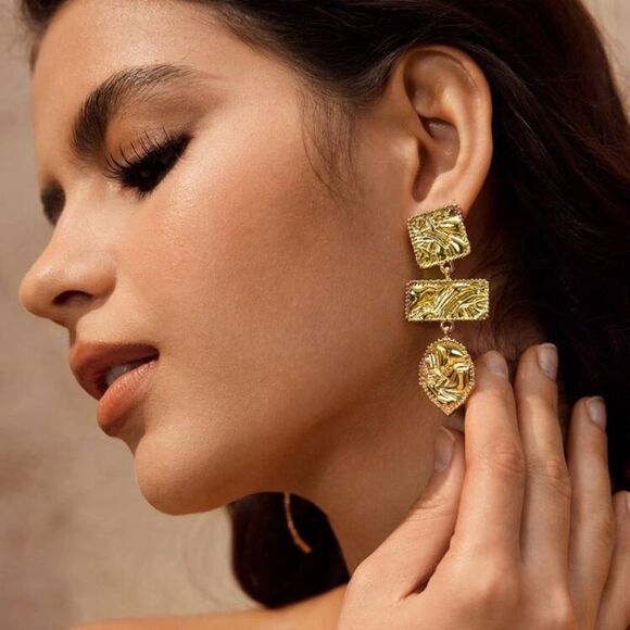 Gold-Tone Dangle Earrings A1205 - Picture 2 of 5